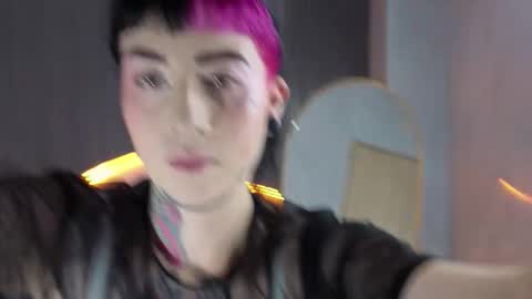 Snapshot of nova_kitty_tx chatting on 11-28-25, 08:22 Live 1500am 2100pm online show from 11-28-25, 08:22