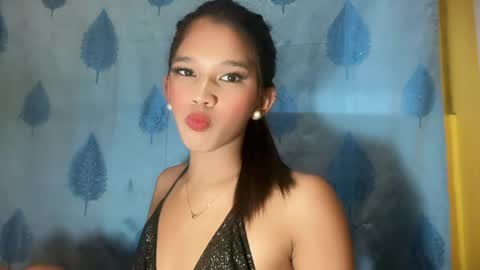 nova_licious online show from 06-06-26, 04:17