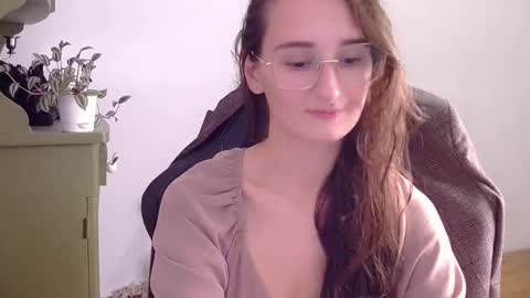 nova_mystic online show from 10-14-25, 01:23