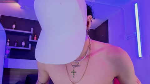 Nova Salvatore online show from 02-25-26, 04:44