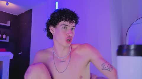 Nova Salvatore online show from 03-11-26, 04:18