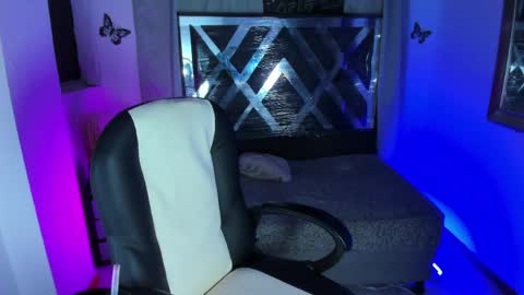 Snapshot of nova_sex1 chatting on 05-19-26, 03:46 nova online show from 05-19-26, 03:46