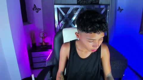 Snapshot of nova_sex1 chatting on 05-28-26, 01:47 nova online show from 05-28-26, 01:47