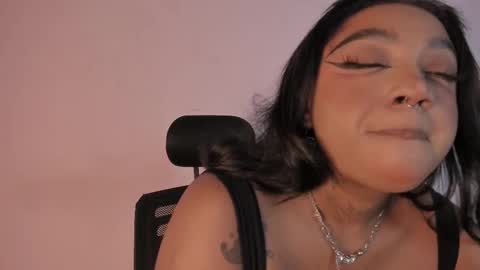 Snapshot of nova_swan chatting on 03-04-25, 07:54 NOVA online show from 03-04-25, 07:54