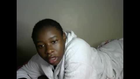 novaah online show from 11-25-25, 01:38