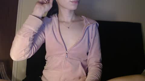 Snapshot of novafrey chatting on 01-13-25, 03:23 Olivia online show from 01-13-25, 03:23