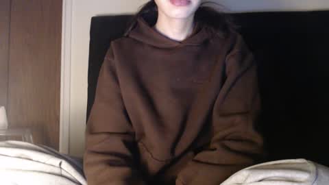 Snapshot of novafrey chatting on 01-28-25, 12:47 Olivia online show from 01-28-25, 12:47