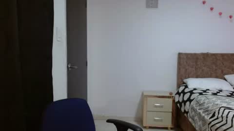 Snapshot of novalady_95 chatting on 07-02-26, 03:23 novalady 95 online show from 07-02-26, 03:23