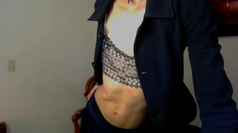 Nova...  online show from 10-01-25, 09:32