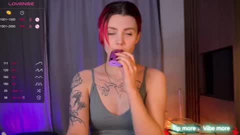 Snapshot of novarem chatting on 02-11-25, 07:38 Nova online show from 02-11-25, 07:38