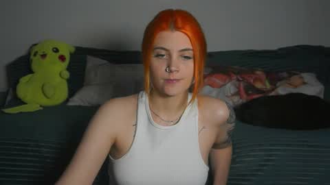 Snapshot of novarem chatting on 09-19-25, 07:25 Nova online show from 09-19-25, 07:25