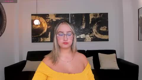 Snapshot of novasinclairx chatting on 07-21-26, 12:07 Nova Sinclair online show from 07-21-26, 12:07