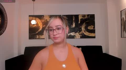 Snapshot of novasinclairx chatting on 07-22-26, 11:24 Nova Sinclair online show from 07-22-26, 11:24