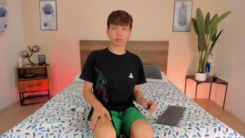 NovayBrian online show from 09-09-25, 04:34