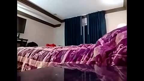 CLOUDYKINF online show from 10-05-25, 08:23