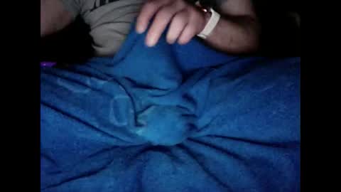 Snapshot of noxu2909 chatting on 12-21-25, 08:21 Noxukau online show from 12-21-25, 08:21