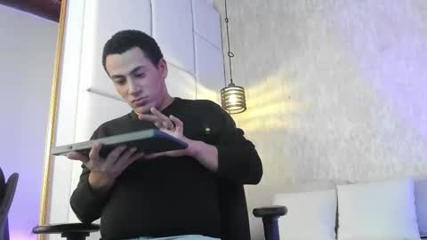 Snapshot of noxx_adkins chatting on 03-29-26, 02:11 Sam online show from 03-29-26, 02:11