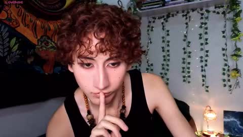 Snapshot of noynxz chatting on 03-12-26, 05:46 maxie online show from 03-12-26, 05:46