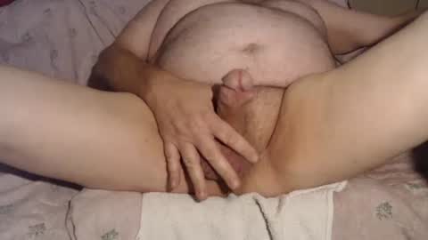 Snapshot of nudecaming chatting on 10-05-25, 10:40 edging online show from 10-05-25, 10:40