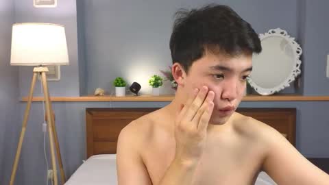 Snapshot of nudetension chatting on 10-05-25, 08:45 Maks online show from 10-05-25, 08:45