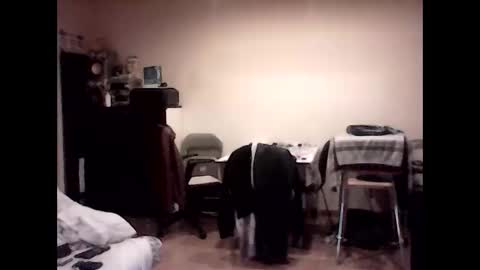 Snapshot of nudista79 chatting on 12-21-25, 02:08 nudista online show from 12-21-25, 02:08