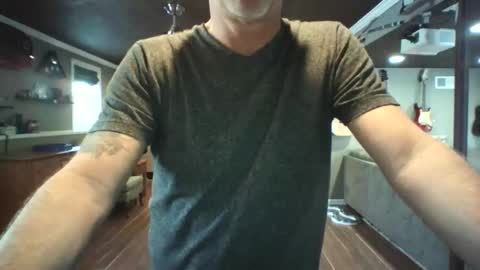 Snapshot of nudistguy194549 chatting on 03-09-25, 09:36 Nudistguy online show from 03-09-25, 09:36