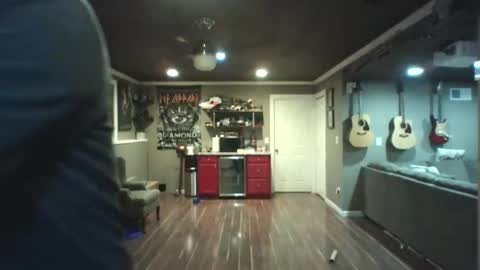 Snapshot of nudistguy194549 chatting on 01-18-26, 10:46 Nudistguy online show from 01-18-26, 10:46