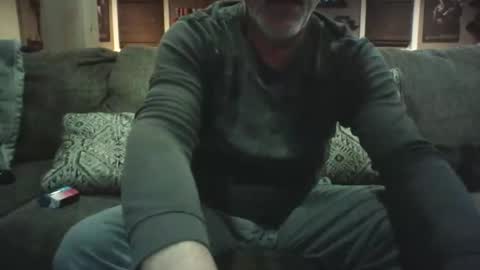 Snapshot of nudistguy194549 chatting on 02-14-26, 01:24 Nudistguy online show from 02-14-26, 01:24