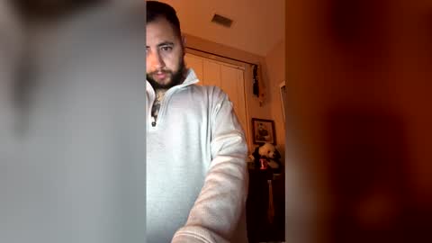 Snapshot of nuggiefuck69 chatting on 12-21-25, 10:22 nuggiefuck69 online show from 12-21-25, 10:22