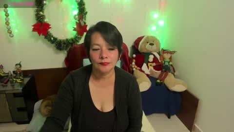 nuit_rose online show from 01-03-25, 01:48