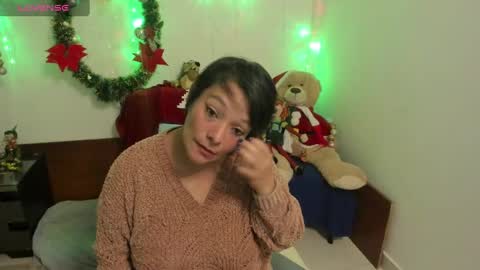 nuit_rose online show from 01-04-25, 01:21