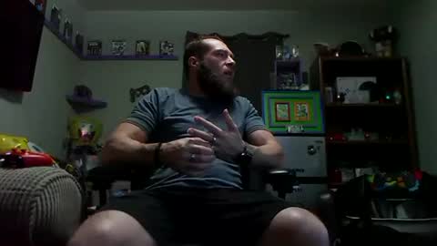 Awwwww Hey Sweetie Pies. Welcome To The Sweetie Pie Lounge. Enjoy The Dad-Cast. SweetCorny Fun-loving Dad Talk. online show from 09-23-25, 02:47