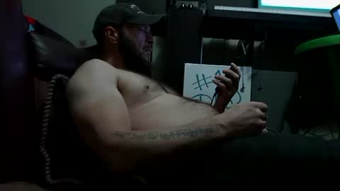 Awwwww Hey Sweetie Pies. Welcome To The Sweetie Pie Lounge. Enjoy The Dad-Cast. SweetCorny Fun-loving Dad Talk. online show from 11-11-25, 03:28