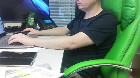 Snapshot of numlove chatting on 07-06-26, 10:56 Slave for Mistress and Master online show from 07-06-26, 10:56