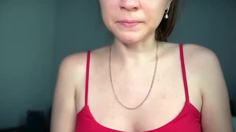 Snapshot of nursedoll chatting on 07-20-26, 11:01 Ema online show from 07-20-26, 11:01