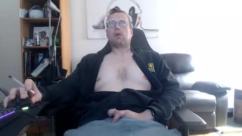 nursefan online show from 10-05-25, 09:40