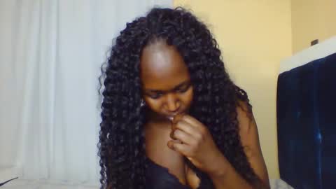 nutgal online show from 10-30-25, 11:00