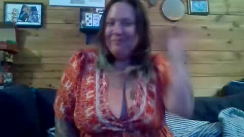Snapshot of nutmegmatee chatting on 03-17-26, 01:54 nutmegmatee online show from 03-17-26, 01:54