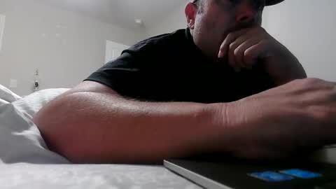 Snapshot of nuttincowboy727272 chatting on 01-06-26, 01:20 nuttincowboy727272 online show from 01-06-26, 01:20