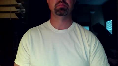 Snapshot of nvrenuff1979 chatting on 01-11-26, 01:27 nvrenuff1979 online show from 01-11-26, 01:27