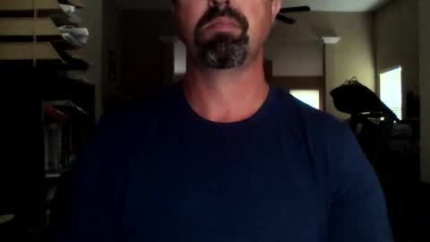 nvrenuff1979 online show from 04-06-26, 12:06