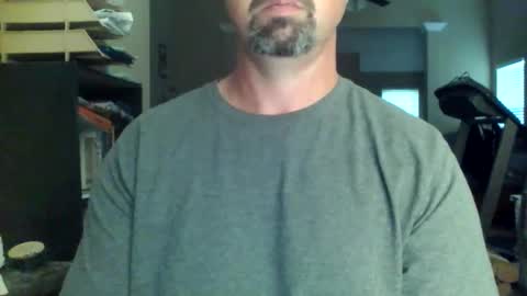 nvrenuff1979 online show from 04-24-26, 11:34