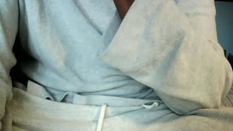 Snapshot of nyakuti chatting on 01-28-25, 05:56 KN online show from 01-28-25, 05:56