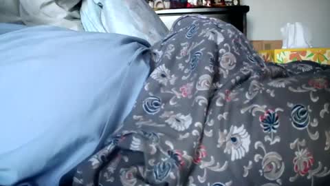 Snapshot of nyakuti chatting on 02-24-25, 08:25 KN online show from 02-24-25, 08:25