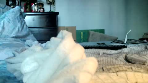 Snapshot of nyakuti chatting on 02-28-25, 09:55 KN online show from 02-28-25, 09:55