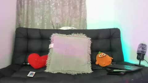 Nia online show from 02-26-25, 04:36