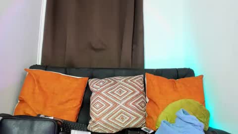 Nia online show from 09-16-25, 11:06