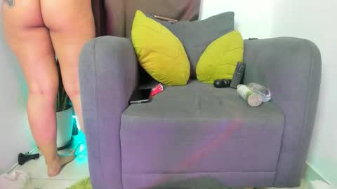 Snapshot of nyalgasai1 chatting on 02-26-26, 12:42 Nia online show from 02-26-26, 12:42