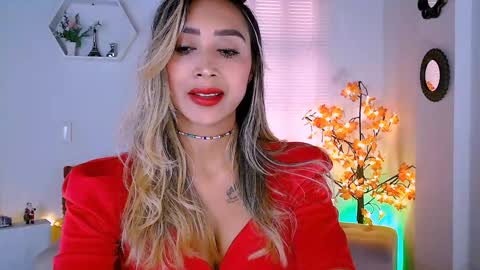 Snapshot of nycole_1988 chatting on 12-23-24, 07:09 Nycole online show from 12-23-24, 07:09