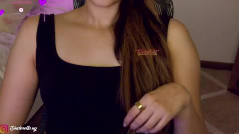 Nylaah online show from 05-25-26, 01:44